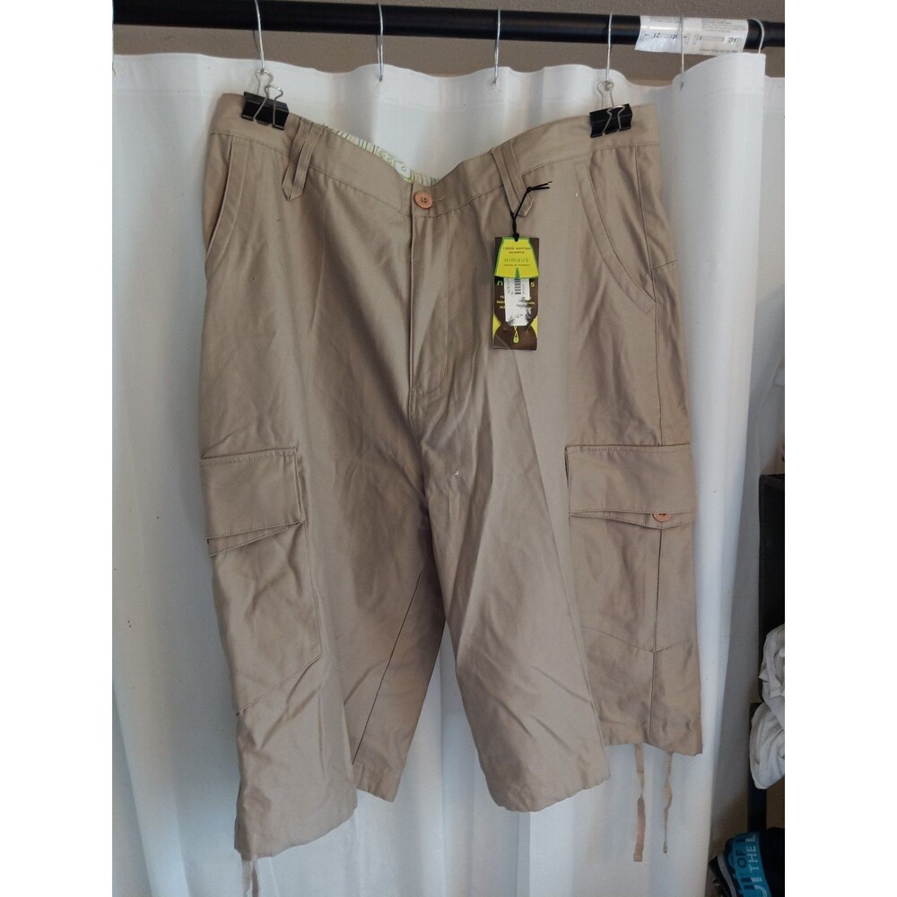 Men's Nimbus Khaki Cargo Shorts Sz 40 NWT